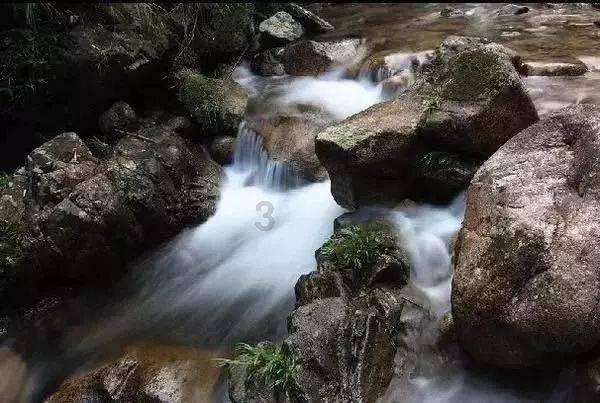 无人的神秘村